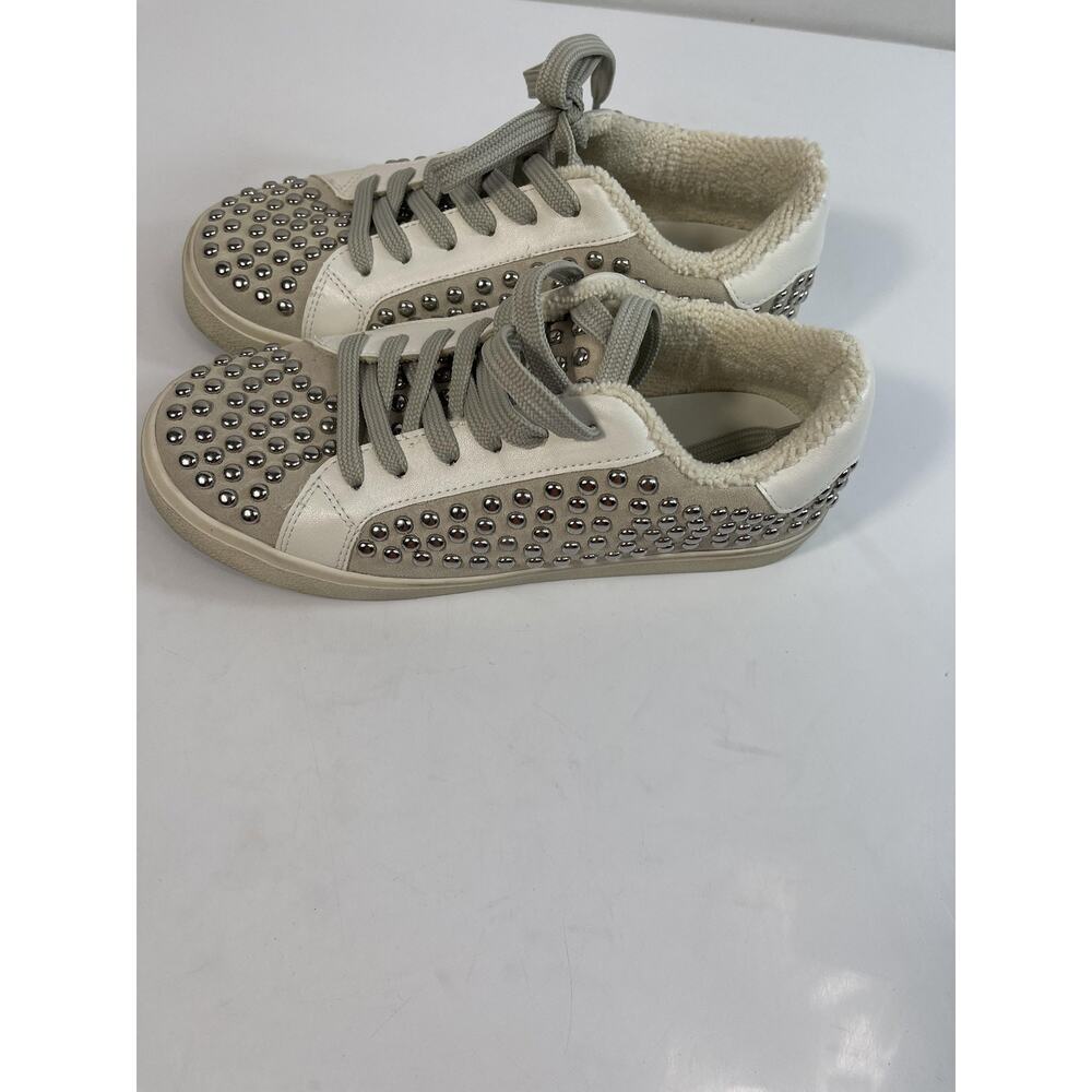 Aqua Shoes Womens Size 6.5 White AQ-TESS Studded Lined Sneakers New Box - Picture 2 of 12